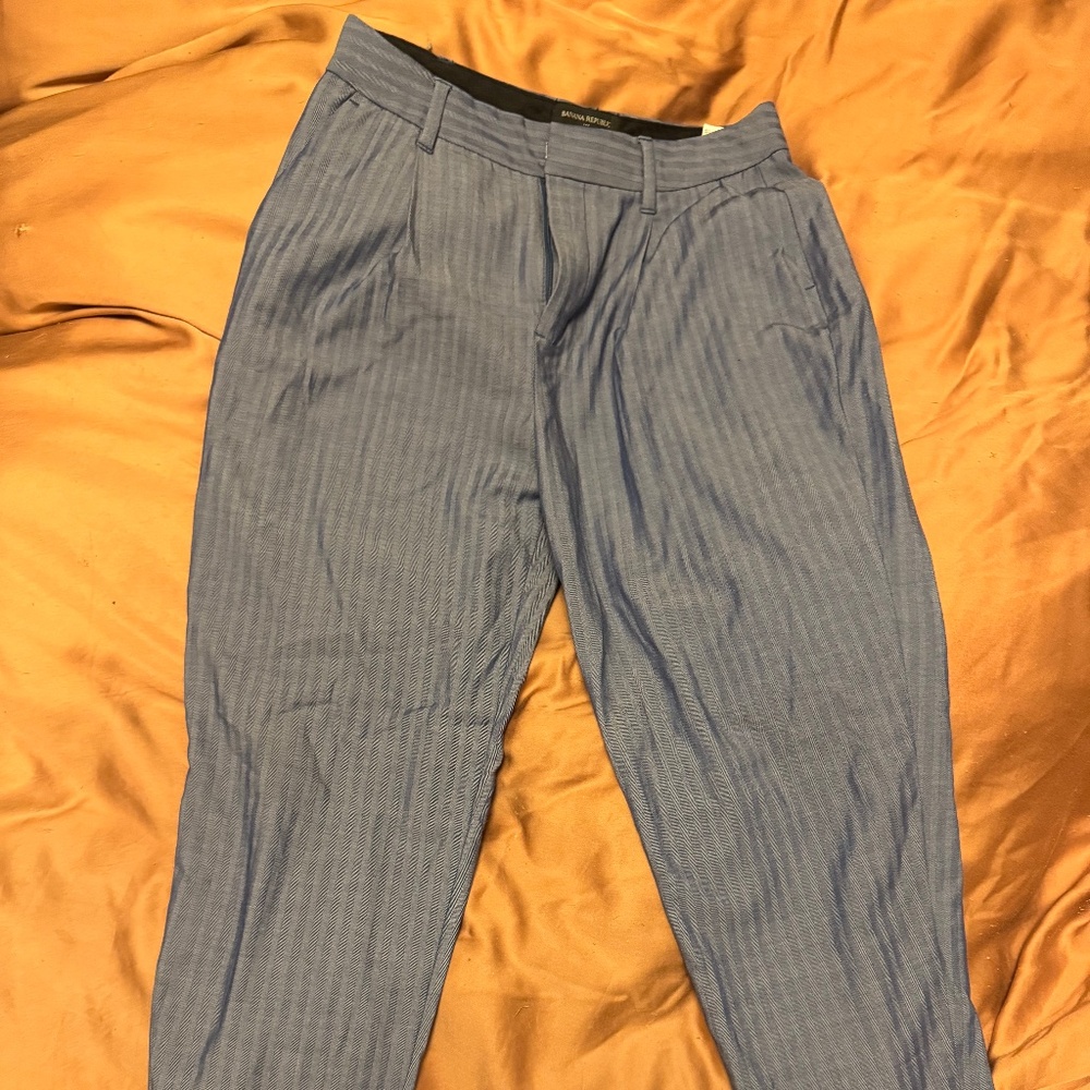Banana Republic High Rise Tapered Pleated Dress Pants Size 0